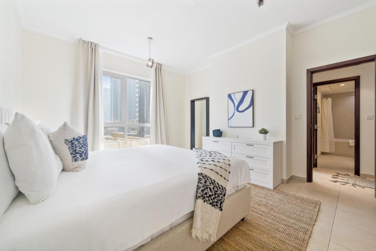 Stylish Apartment With Partial Burj Khalifa View Dubái Exterior foto
