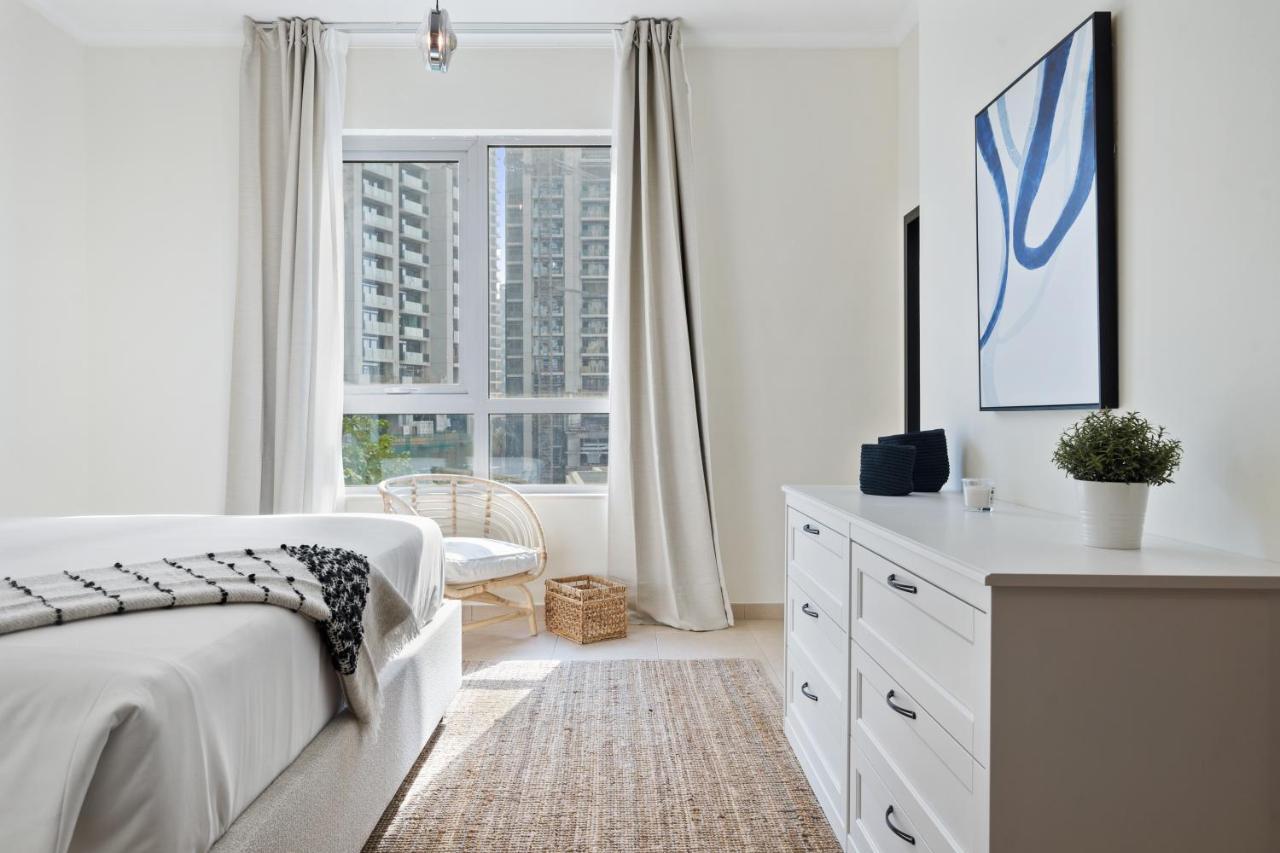Stylish Apartment With Partial Burj Khalifa View Dubái Exterior foto