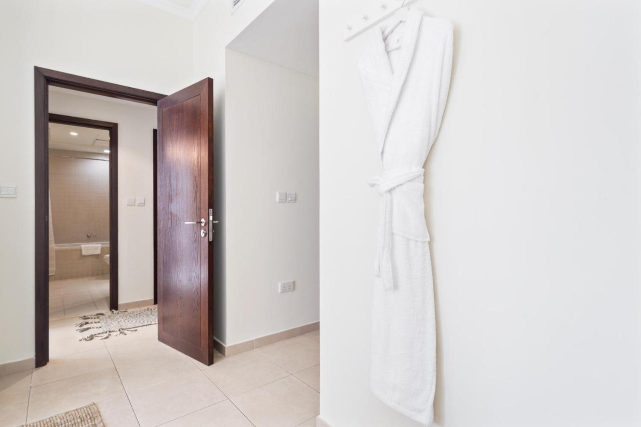 Stylish Apartment With Partial Burj Khalifa View Dubái Exterior foto