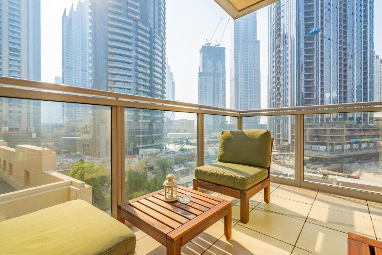 Stylish Apartment With Partial Burj Khalifa View Dubái Exterior foto